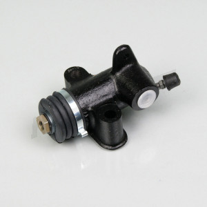 D 25 183 - clutch slave cylinder