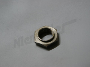 D 26 152 - slotted nut