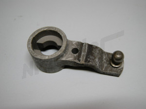 D 26 459 - Intermediate lever (1st and 2nd gear)