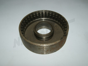 D 27 461 - support flange with bearing