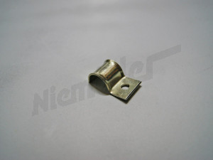 D 32 390 - fastening clip