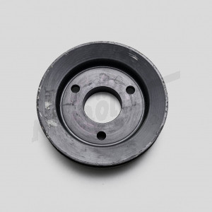 D 46 591 - Belt pulley on crankshaft