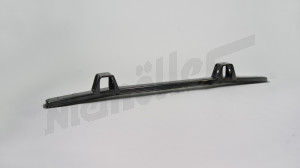 D 62 111 - Front cross member, front shell