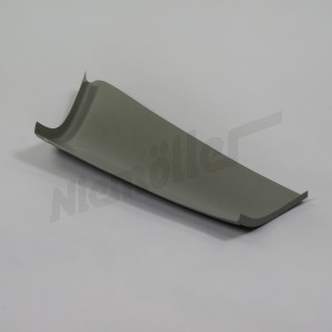D 64 031a - Panel naprawczy tylnego błotnika W113 w prawym dolnym rogu