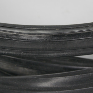 D 67 206 - Rear Window gasket
