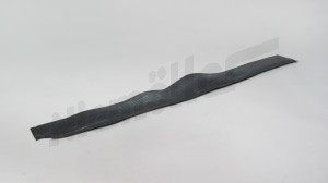 D 68 152 - sill rubber mat front RHS W110