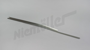 D 68 381 - Kapak rayı sağ, yan elemanda yolcu kapısının altındaki kablo kapağı W113