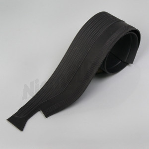 D 68 827a - set of sill rubber mats W108 - black