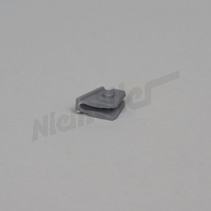 D 72 443 - slider front lower LHS