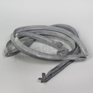 D 72 676 - door rubber seal left