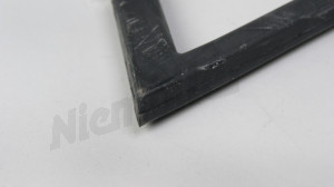 D 73 038 - Telaio di tenuta a destra per finestra triangolare posteriore W110, W111, W112
