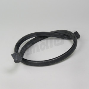 D 77 057 - rubber seal between windscreen and softtop