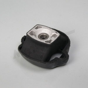 F 22 077 - engine mounting front