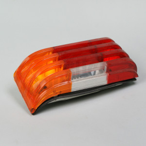 F 82 105a - Rear light complete left reproduction