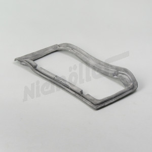 F 82 142 - gasket for tail light LHS