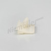 D 72 707 - fastener upper part