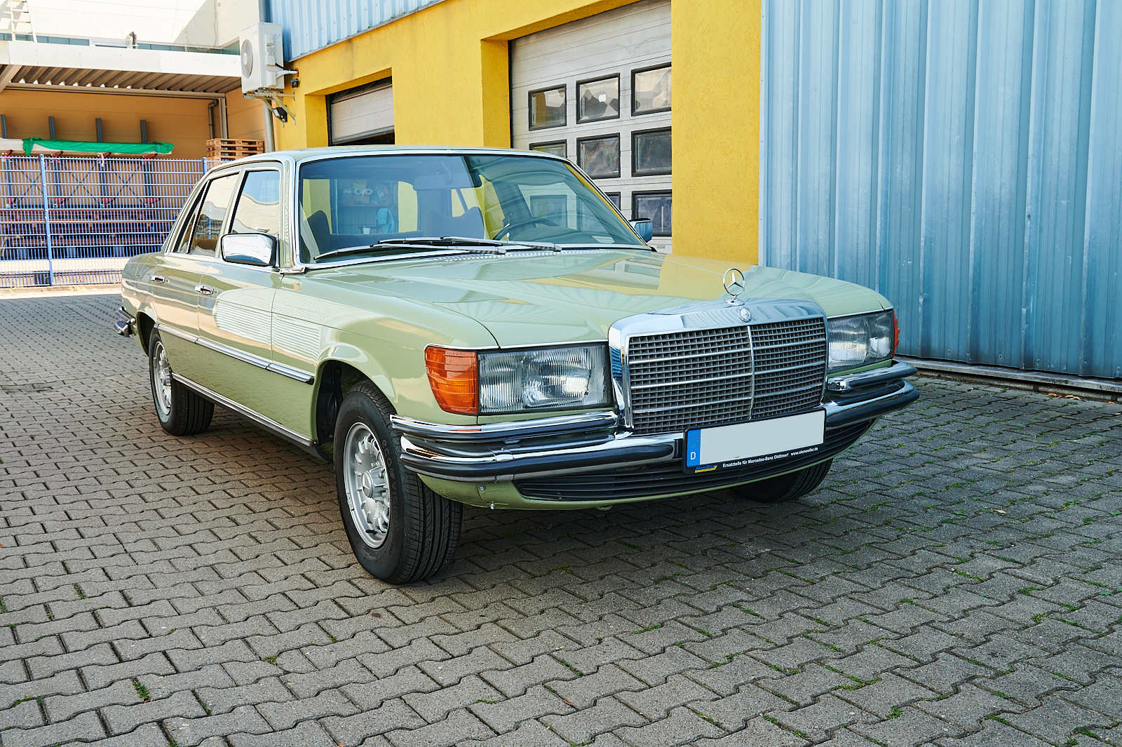 Mercedes-Benz 350SE W 116 028