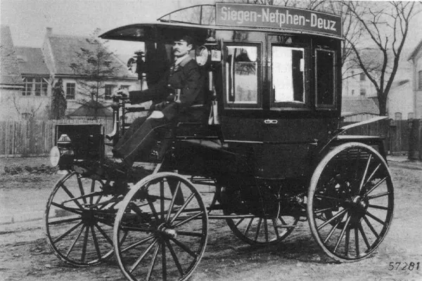     The first bus with an internal combustion engine from Benz & Cie in service on the Siegen, Netphen and Deuz route
