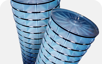 Modellauto im Rotorregal